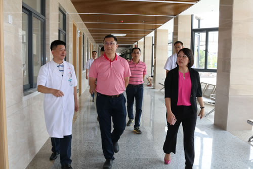 3、在市人民医院120急救体系建设项目现场调研.jpg
