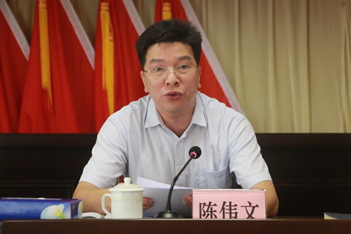 副本3.快猫
委常委、组织部部长陈伟文作工作讲话.jpg